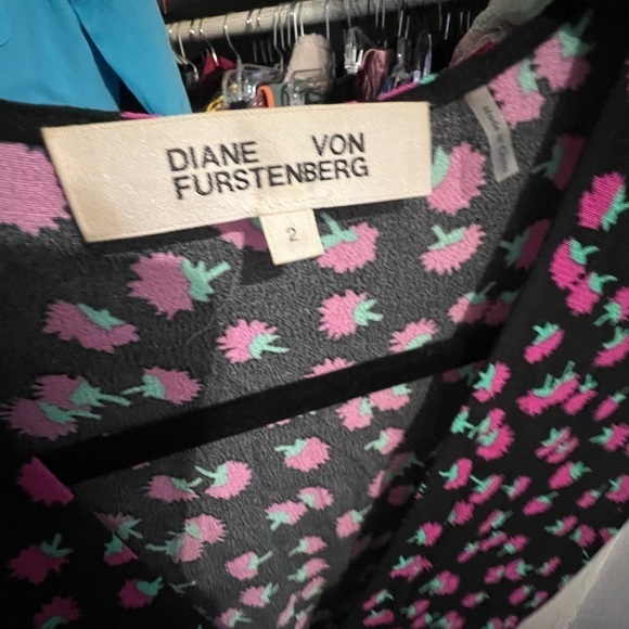 Diane von Furstenberg Goldie Dandelion Swirling Berry Black 2 Midi Dress - Picture 7 of 10